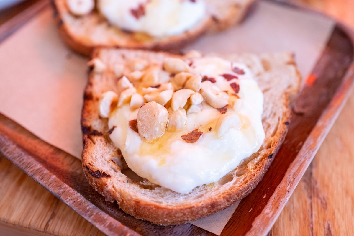 Bruschetta with honey and burrata at Delarosa in San Ramon, California, December 4, 2021. Photo courtesy Sftm.