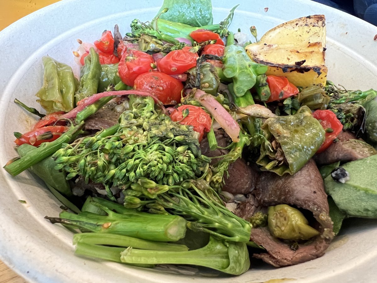 Steak and shishito pepper bowl at Mendocino Farms, San Ramon, California, July 10, 2022.